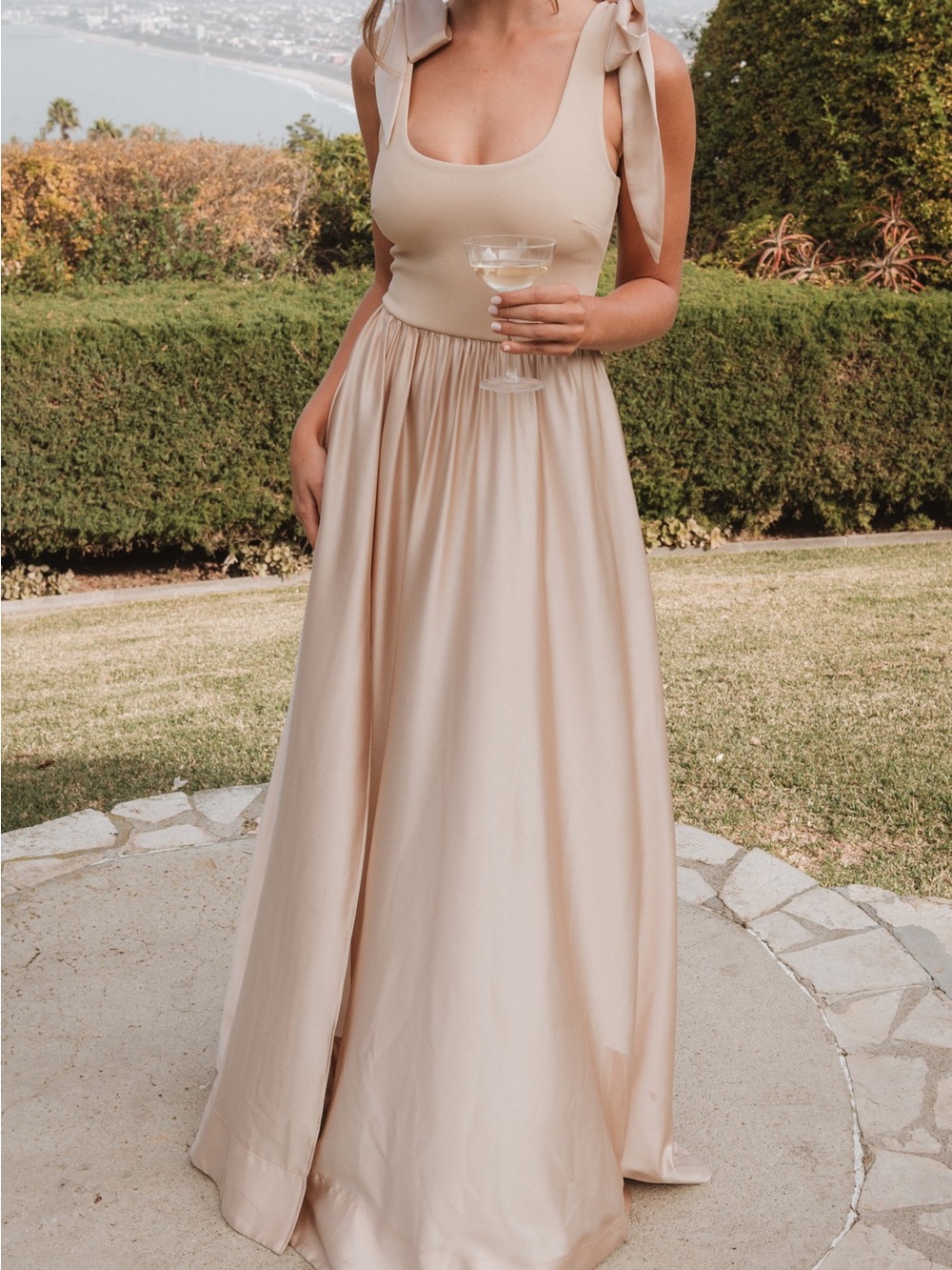 Show Me Your Mumu Harper Maxi Dress in Champagne Luxe Satin Large